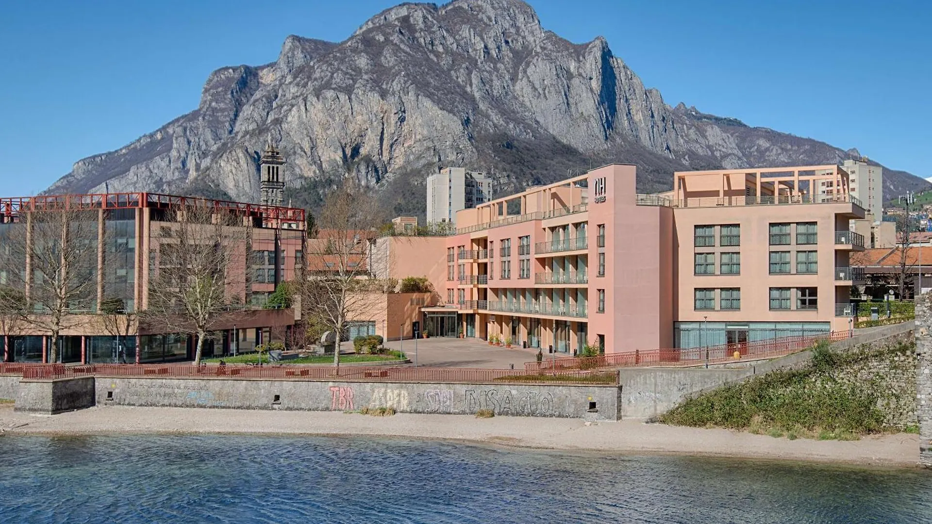 Отель Nh Lecco Pontevecchio 4*,