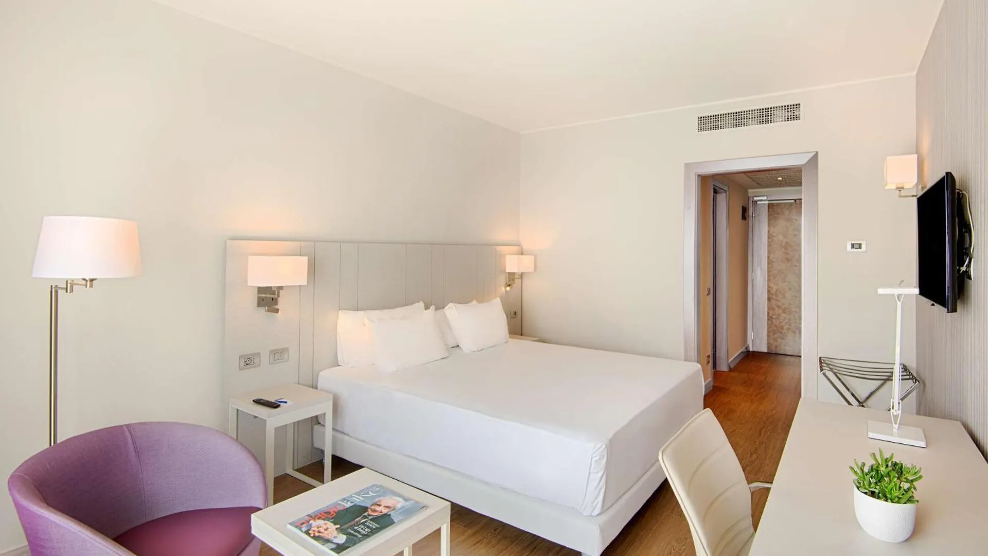 Hotel Nh Lecco Pontevecchio 4*,
