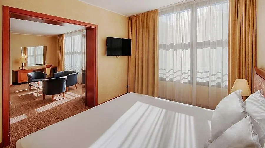 Hotel Nh Lecco Pontevecchio 4*,  Italia